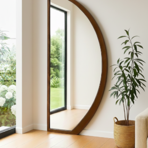 מראה חצי עיגול Minimal Wood – אגוז עץ מלא