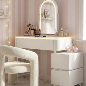 פינת איפור קומפקטית לילדות עם תאורת LED- "דפנה"